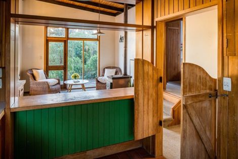 Photo of property in 95 Motuhara Road, Plimmerton, Porirua, 5026