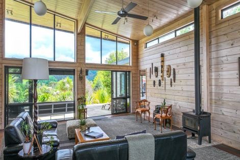 Photo of property in 101 Puketui Valley Road, Hikuai, 3579