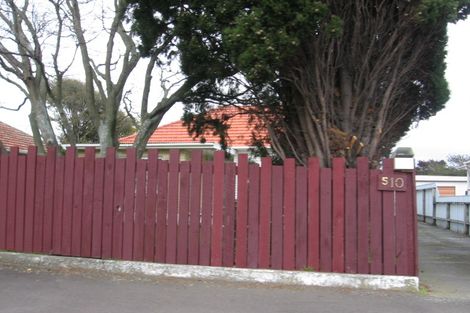 Photo of property in 510 Featherston Street, Roslyn, Palmerston North, 4414