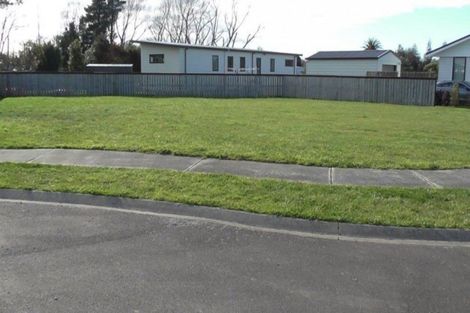 Photo of property in 8 Mckerrow Place, Featherston, 5710