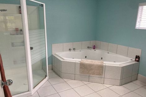 Photo of property in 12b Kororako Grove, Whalers Gate, New Plymouth, 4310