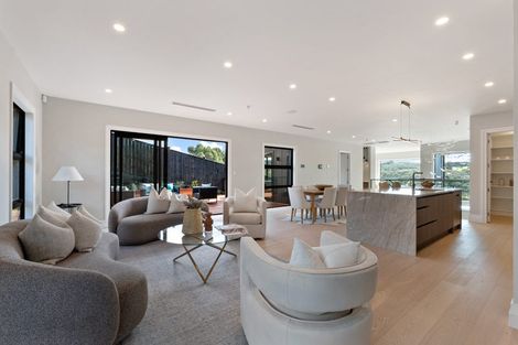 Photo of property in 9 Halcyon Bay Lane, Wainui, 0992