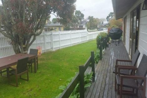 Photo of property in 143 Govett Avenue, Frankleigh Park, New Plymouth, 4310