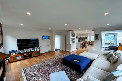 Photo of property in 8 The Track, Plimmerton, Porirua, 5026