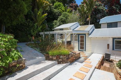 Photo of property in 342 Thames Coast Sh25 Road, Thornton Bay, Thames, 3575