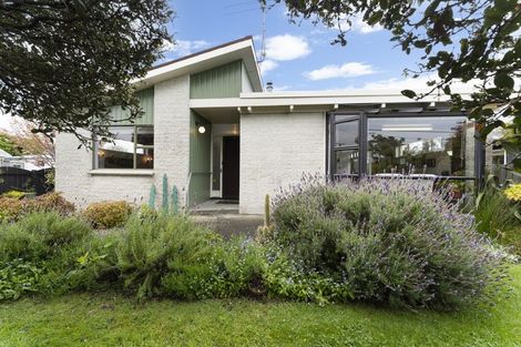 Photo of property in 30 Rimu Street, Waikanae, 5036