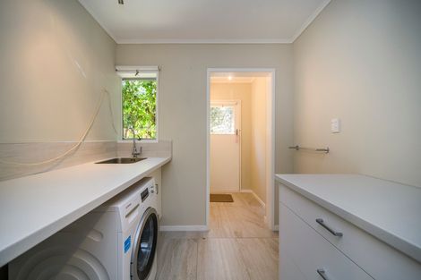 Photo of property in 4 Sharon Place, Awapuni, Palmerston North, 4412