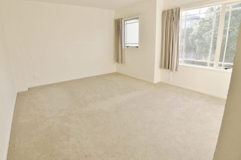 Photo of property in 145f Hobsonville Road, West Harbour, Auckland, 0618