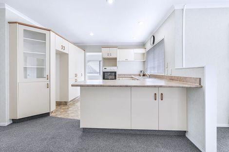 Photo of property in 18 John Webb Drive, Glenview, Hamilton, 3206