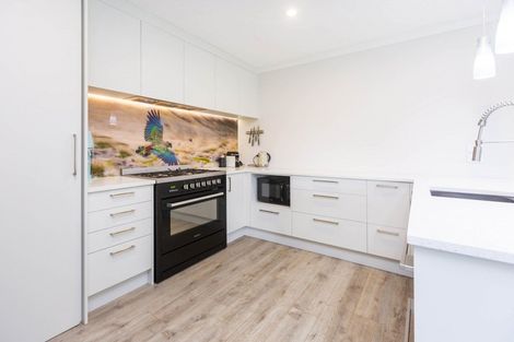 Photo of property in 65 Mount Marua Way, Timberlea, Upper Hutt, 5018