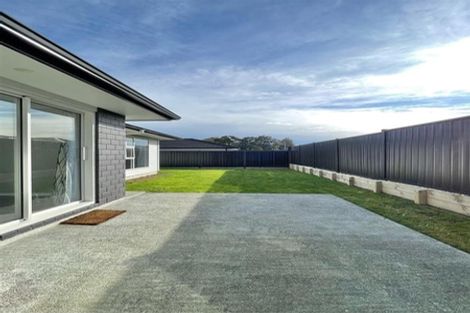 Photo of property in 22 Fenwick Crescent, Wallaceville, Upper Hutt, 5018