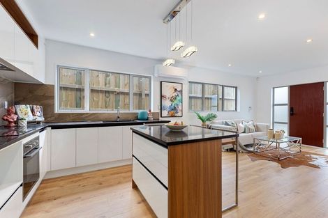 Photo of property in 43b Hamilton Road, Cambridge, 3434