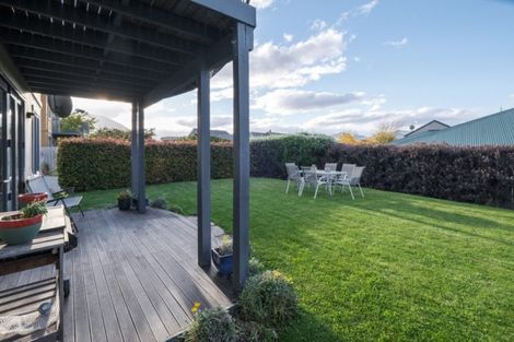 Photo of property in 77 Meadowstone Drive, Wanaka, 9305