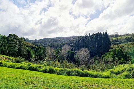 Photo of property in 31 Kotuitui Drive, Wainui, 0992