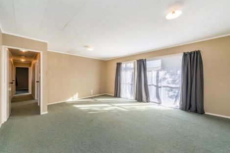Photo of property in 11 Purcell Place, Melville, Hamilton, 3206