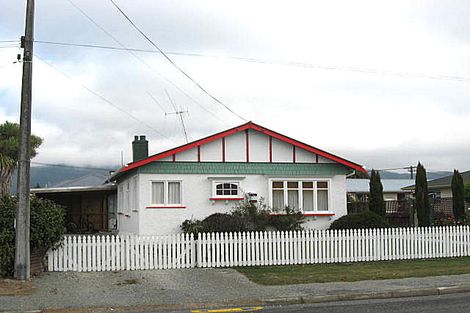 Photo of property in 31 Parsonage Road, Waimate, 7924