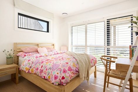 Photo of property in 23 Te Auhi Way, Welcome Bay, Tauranga, 3112