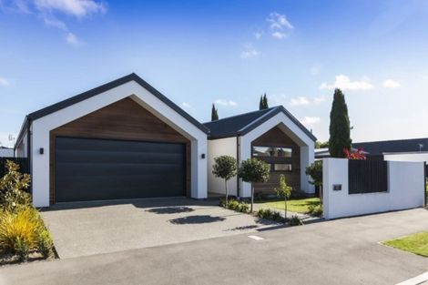 Photo of property in 155 Ilam Road, Ilam, Christchurch, 8041