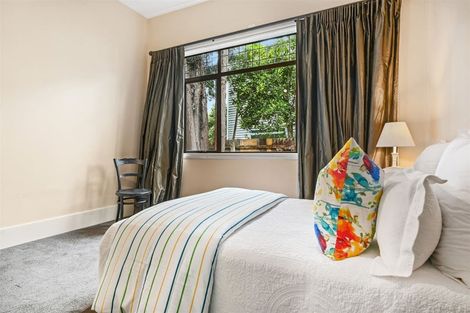 Photo of property in 6 Elmwood Road, Strowan, Christchurch, 8052