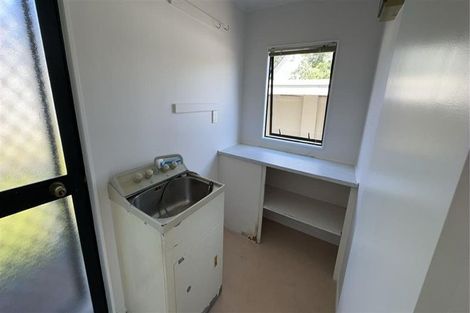 Photo of property in 1/107 Santiago Crescent, Unsworth Heights, Auckland, 0632