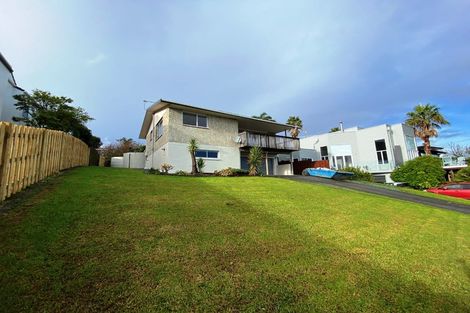 Photo of property in 57 Pacific Parade, Army Bay, Whangaparaoa, 0930