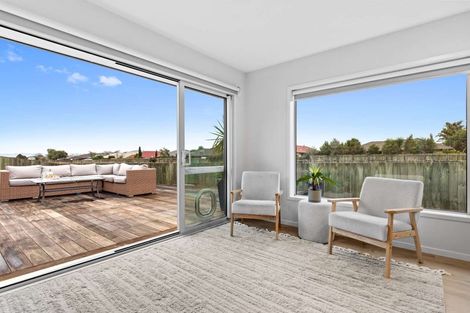 Photo of property in 58 Whatumairangi Way, Owhata, Rotorua, 3010