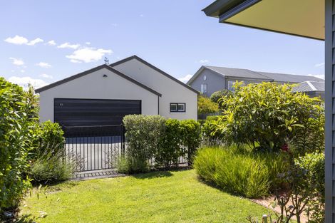 Photo of property in 25 Chateau Crescent, Rangatira Park, Taupo, 3330