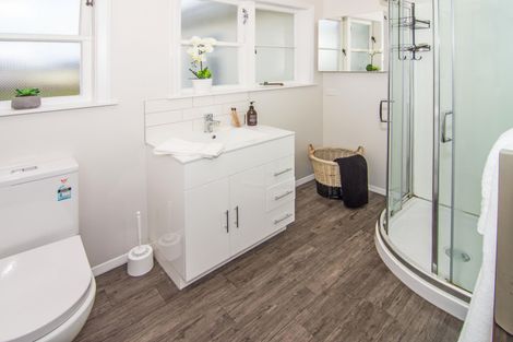 Photo of property in 32 Kitchener Street, Lansdowne, Masterton, 5810