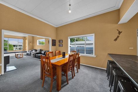 Photo of property in 55 Camberwell Road, Hawera, 4610