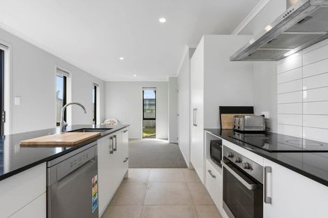 Photo of property in 9 Winspear Place, Omokoroa, 3114