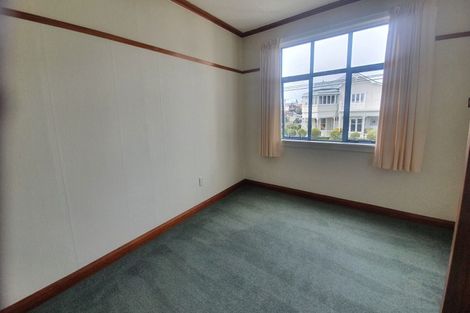 Photo of property in 10 Weymouth Street, New Plymouth, 4310