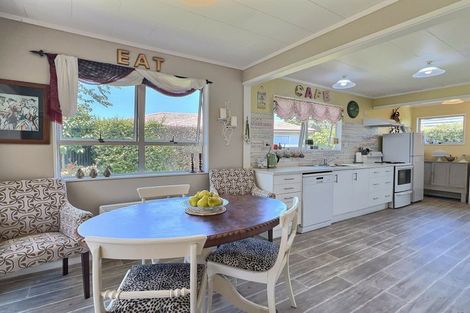 Photo of property in 1/156 Kennedy Road, Marewa, Napier, 4110