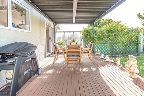 Photo of property in 27 Miro Street, Castlecliff, Whanganui, 4501