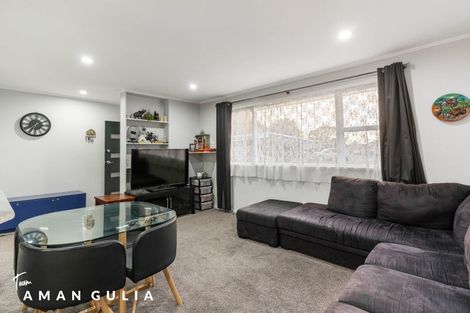 Photo of property in 10/85 Edmonton Road, Henderson, Auckland, 0612