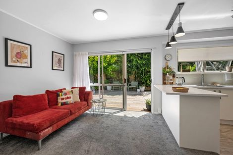 Photo of property in 1/30 Wilkinson Way, Browns Bay, Auckland, 0630
