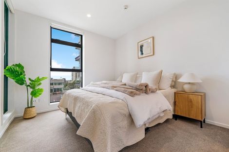 Photo of property in 106/9 Madeira Lane, Grafton, Auckland, 1023