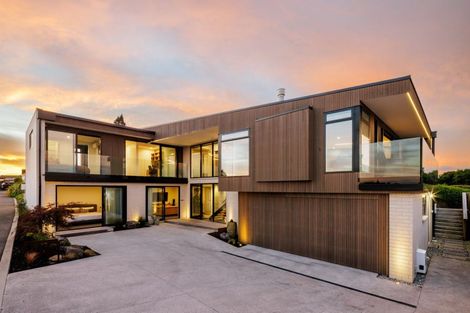 Photo of property in 117a Lake Crescent, Hamilton Lake, Hamilton, 3204