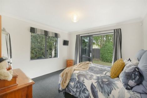 Photo of property in 1 Teal Close, Woolston, Christchurch, 8023