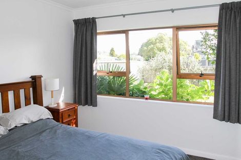 Photo of property in 64 Waimea West Road, Brightwater, 7022