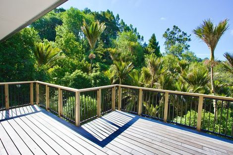 Photo of property in 14 Tinopai Road, Titirangi, Auckland, 0604