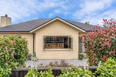 Photo of property in 5 Millpark Place, Northwood, Christchurch, 8051