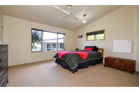 Photo of property in 240 Wharau Road, Kerikeri, 0293