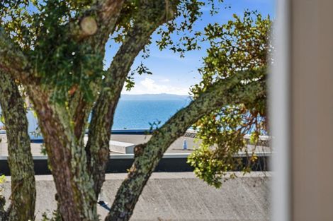 Photo of property in 19/72 Kitchener Road, Milford, Auckland, 0620