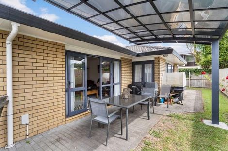 Photo of property in 401b Great South Road, Opaheke, Papakura, 2113