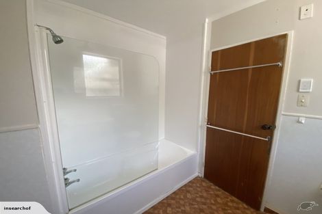 Photo of property in 1a Oldham Way, Crofton Downs, Wellington, 6035