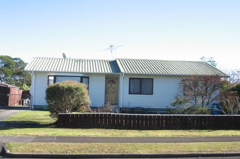 Photo of property in 28 Seaward Place, Wattle Downs, Auckland, 2103