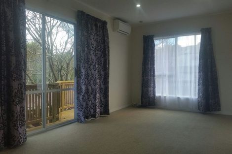 Photo of property in 59 Mcclintock Road, Massey, Auckland, 0614