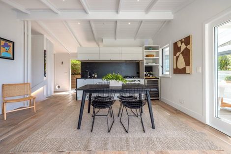 Photo of property in 31 Miro Road, Palm Beach, Waiheke Island, 1081