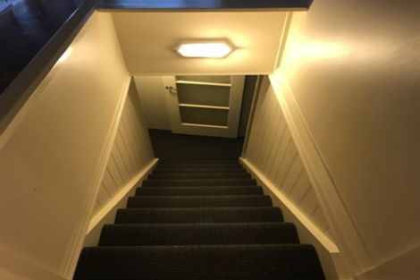 Photo of property in 108 Oriental Parade, Oriental Bay, Wellington, 6011