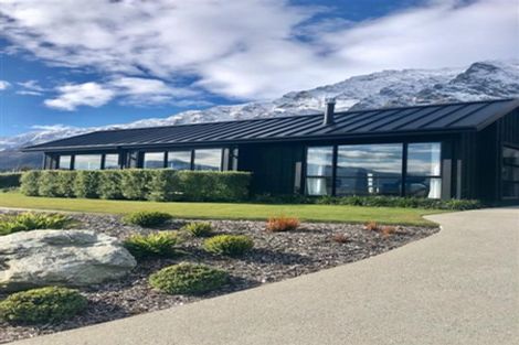 Photo of property in 25 Hackett Road, Jacks Point, Queenstown, 9371